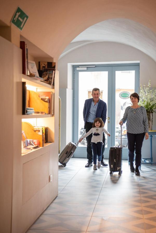 Boutique Hotel De La Ville Laigueglia Eksteriør bilde