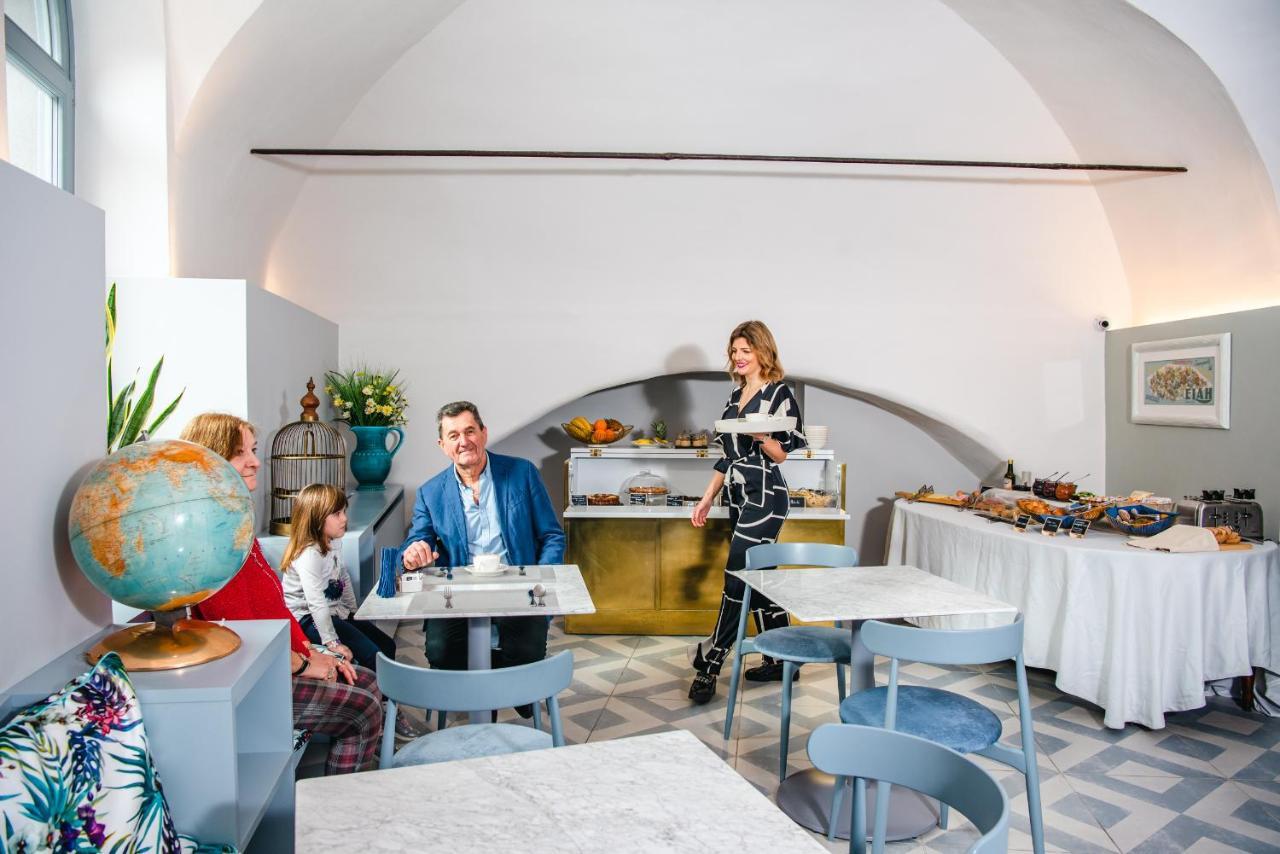 Boutique Hotel De La Ville Laigueglia Eksteriør bilde